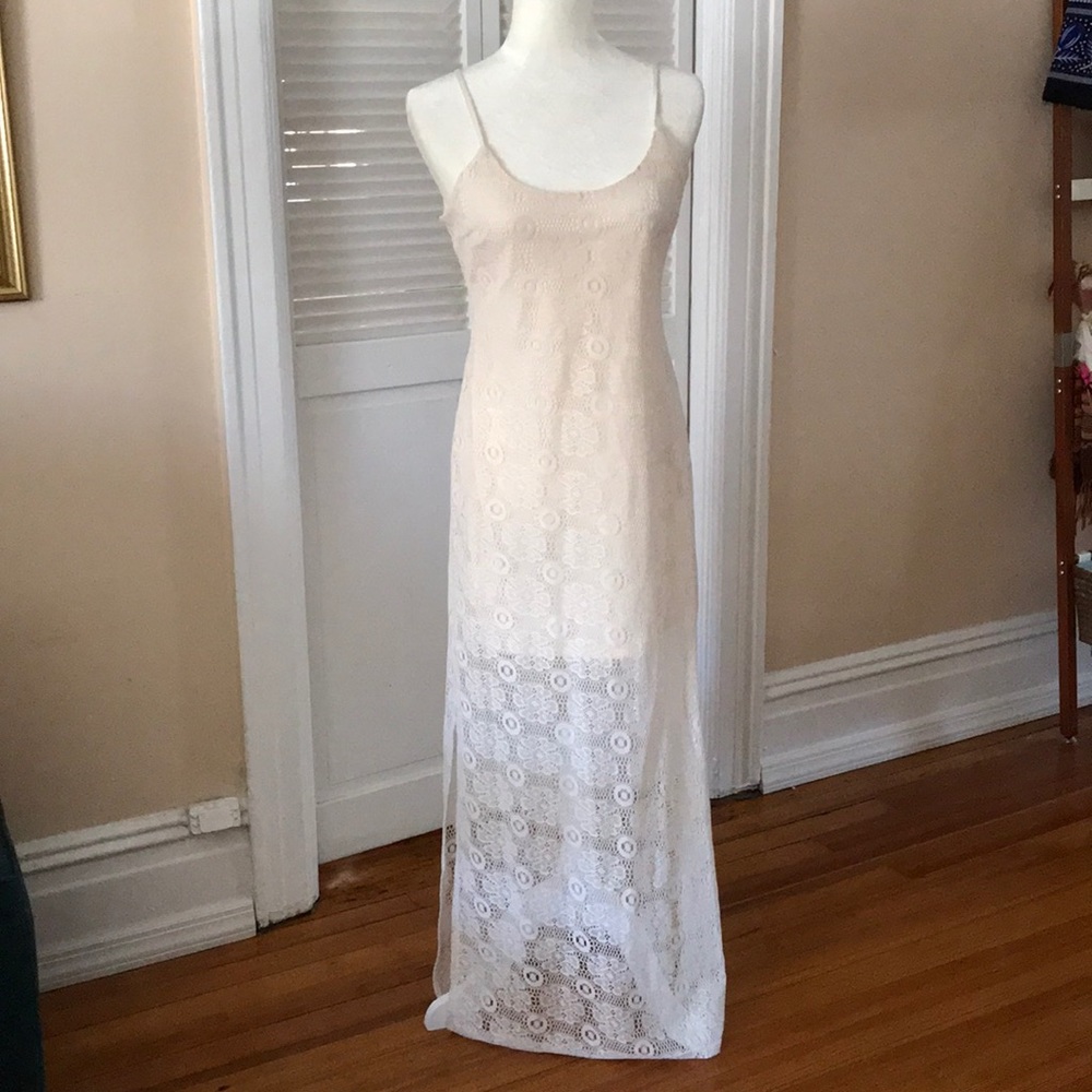 Maxi lace sundress
